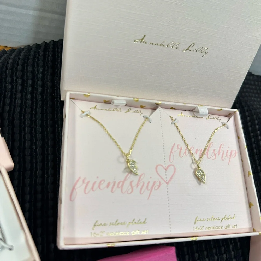 🆕Girls Jewelry Bundle